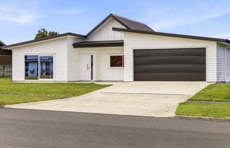 59 Montgomery Crescent, Kinloch