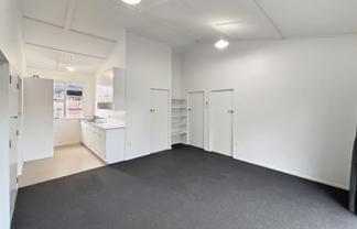 2/80 Russell Street, Palmerston North Central