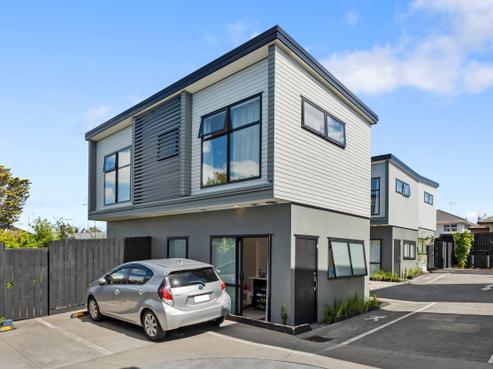 6/24 Andrew Road, Howick