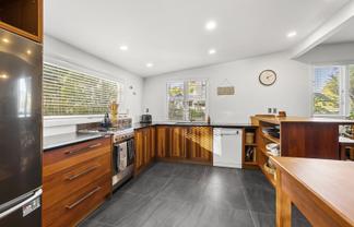 15 East Street, Raglan