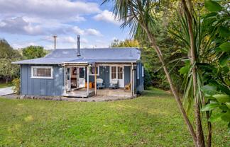 15 East Street, Raglan