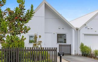 26A Taikura Avenue, Red Beach