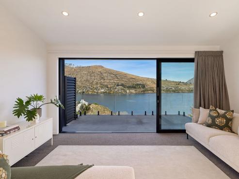11 Highlands Close, Queenstown Central