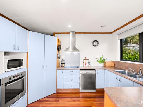24 Titiro Moana Road, Korokoro