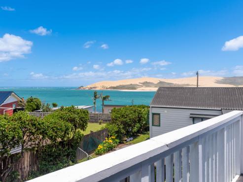 48 Taumatawiwi Street, Opononi