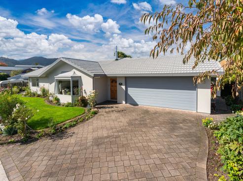 8/45 Kiddle Drive, Hilltop