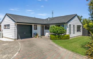 27 McKeefry Avenue, Greenmeadows