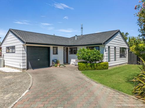 27 Mckeefry Avenue, Greenmeadows