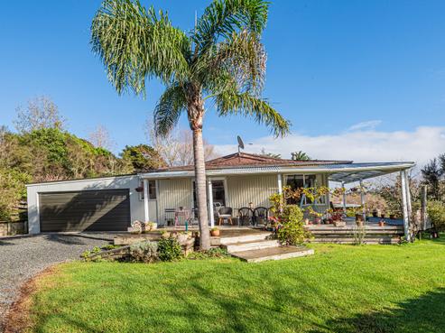 4 Paparoa Station Road, Paparoa