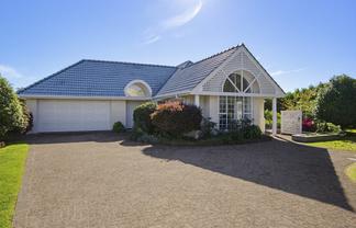 1 Maple Lane, Waikanae