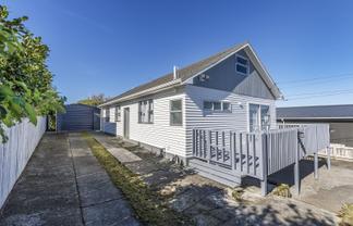 8 Herewini Street, Titahi Bay