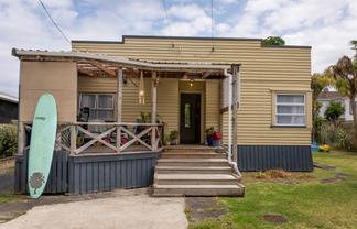 55 Wainui Rd, Raglan