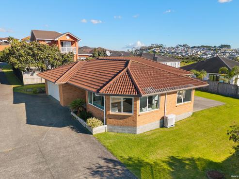 16 Anchorite Way, Red Beach