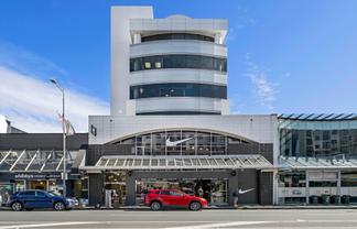 PRIME BROADWAY OFFICE WITH MAJOR INCENTIVE
