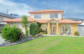 43 Peninsula Road, Mangere
