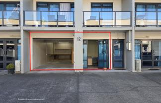 Workshop, office & amenities + car park
