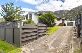 192 California Drive, Totara Park