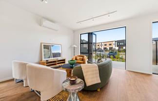 14 Yozin Road, Swanson