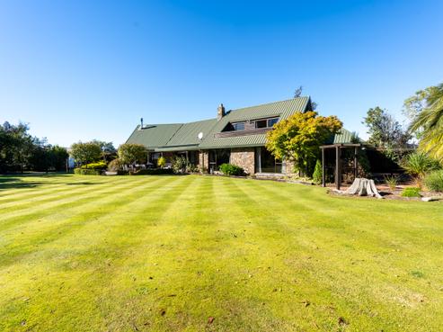 262 Pages Road, Gleniti