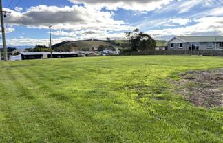 8 Percy Street, Weston