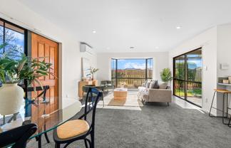 1/6 Windward Lane, Bromley