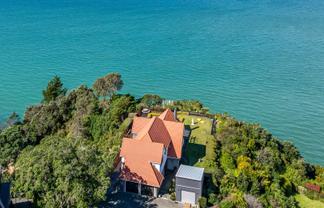 489 Hibiscus Coast Highway, Orewa