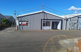 Office Space with Car Parks