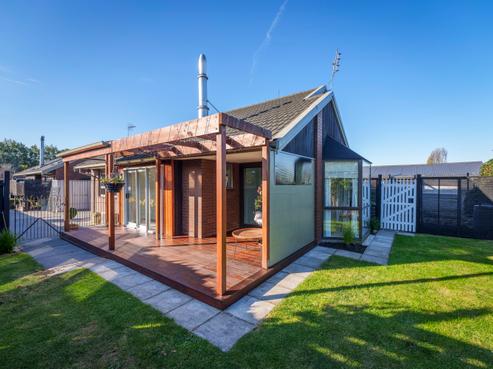 2/49 Sarabande Avenue, Redwood