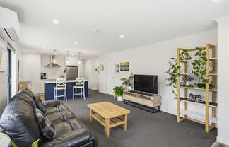 33 Kawiu Road, Levin