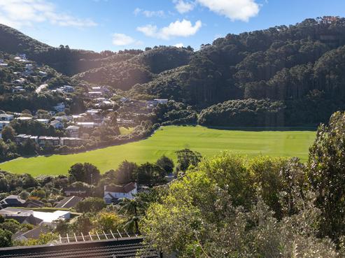 4 Parklands Drive, Karori