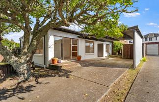 6 Quo Vadis Place, Red Beach