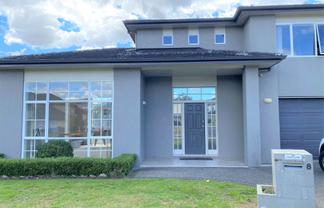 8 Briar Vale Place, Flat Bush