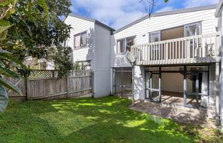 8/3 Erewhon Place, Birkdale