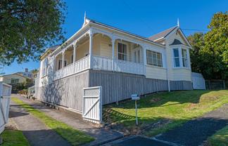 22 Garfield Street, Helensville