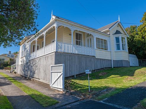 22 Garfield Road, Helensville