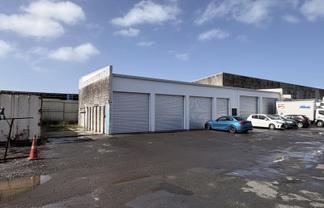154sqm Penrose warehouse with yard