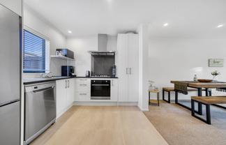 37 Alliance Lane, Papakura