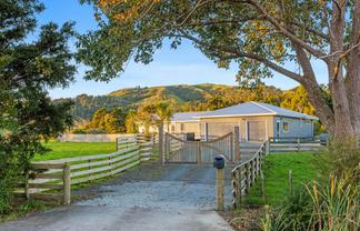 Auckland - Address withheld