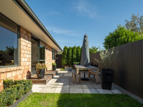 152A Redwood Street, Redwoodtown