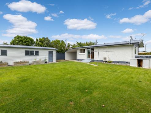7 Karina Crescent, Redwoodtown