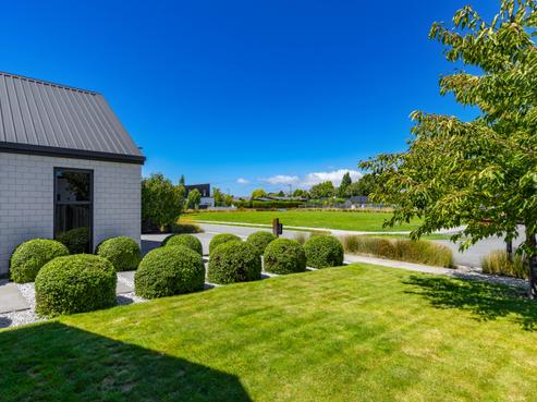 33 Blackmore Place, Springlands