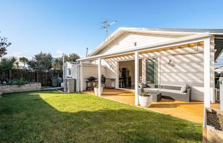 134 Onepu Road, Lyall Bay