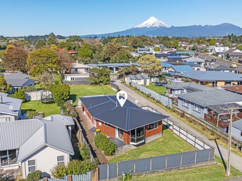 12 Saxton Road, Upper Vogeltown