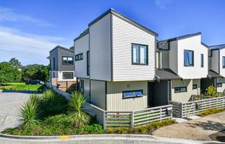 110 Te Puketoka Lane, Mangere East