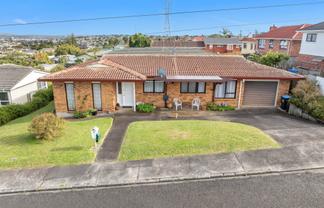 1 Robson Street, Mount Roskill