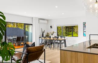 75 Glenvar Ridge Road, Long Bay