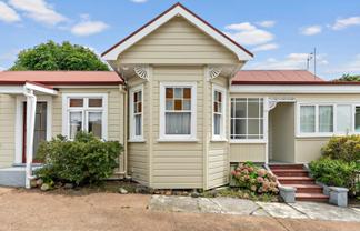 2/22 Lloyd Avenue, Mount Albert