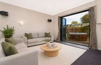 12 Ruru Avenue, Lytton West