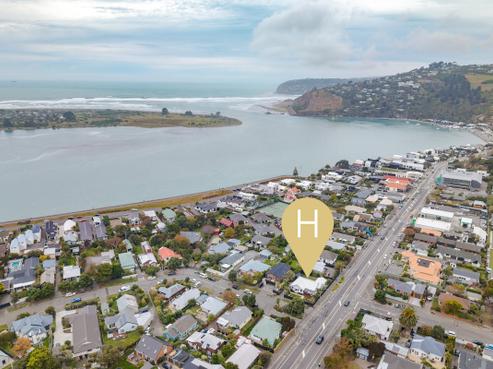 2 Celia Street, Redcliffs