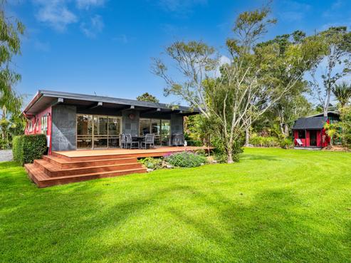 334 Cove Road, Waipu